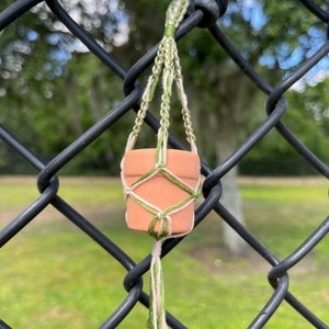 Two-Tone double square knots offer a sharper image of the knot complexity while the open square knots allow a break in the cord