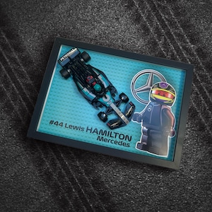 Hamilton #44 MERCEDES A4 Minifigure Background for Speed Champions F1 car frame