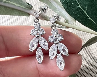 Braut Ohrringe, Silber, Gold oder Roségold, Cubic Zirconia Steine, Brautschmuck, Ohrstecker, elegante Hängeohrringe, Schmuck Hochzeit