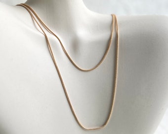 Layering Halskette, Mehrreihige Kette, filigran und kurz, rosegold, feine Double Layer, minimalistisch, Schmuck Hals Frauen