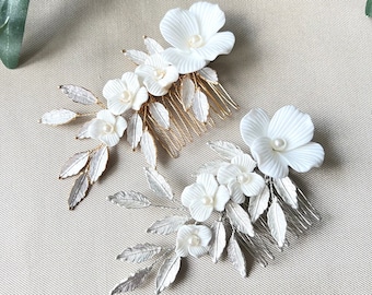 Bridal hair comb, flowers silver and gold, hair accessories, shiny leaves, white couture flowers, ceramic look, floral bridal jewelry, wedding