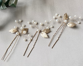 Bridal hair pins, set of 3 pieces, gold with white pearls, gold leaves, bridal jewelry, bridal hair accessories, bridesmaid, wedding jewelry