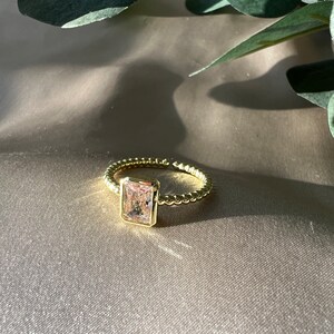 Ring Gold, rechteckiger Cubic Zirconia Stein, Edelstahl, offen verstellbar in der Größe, Schmuck Frauen, Fingerschmuck, Damenschmuck