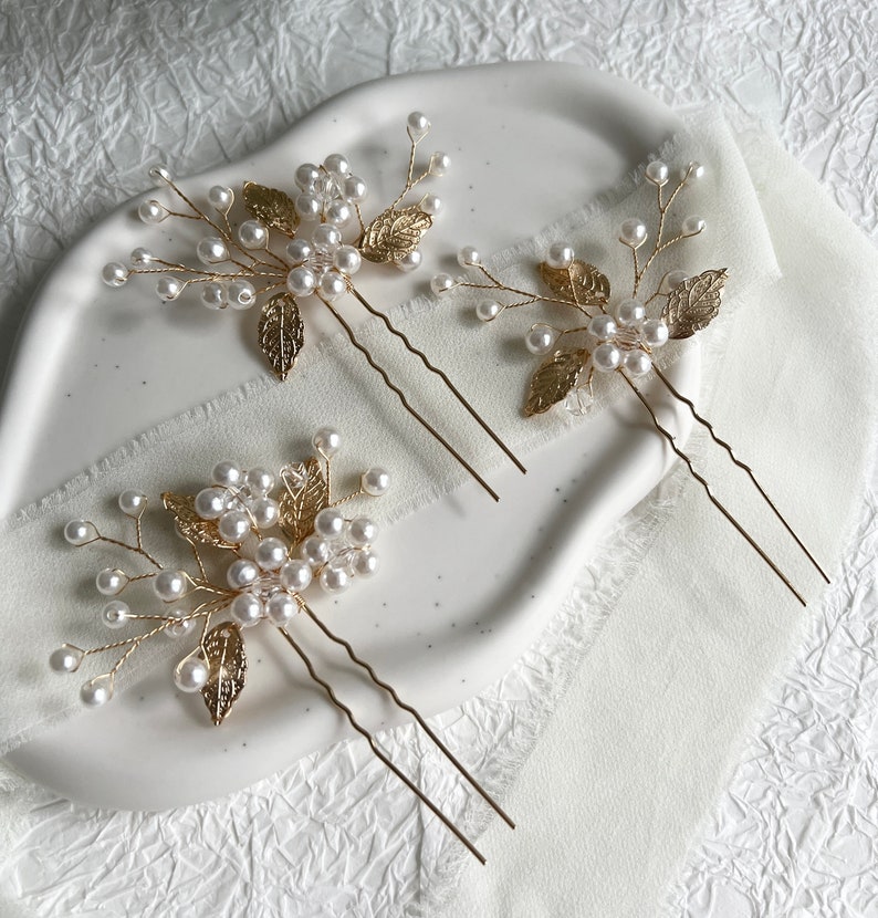 Bridal hair accessories, set of 3, hair clips, gold and white, pearls, leaves, high quality bridal hair jewelry, jewelry hairpins, bridesmaid image 9