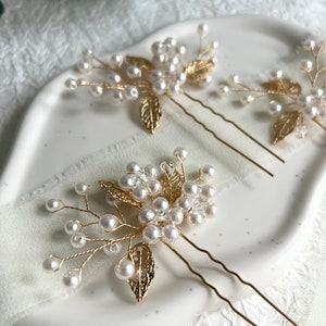 Bridal hair accessories, set of 3, hair clips, gold and white, pearls, leaves, high quality bridal hair jewelry, jewelry hairpins, bridesmaid image 6