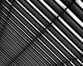 Impression de photographie urbaine en noir et blanc de Sydney Echoes - Détails architecturaux abstraits