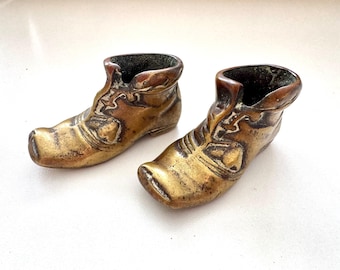 Coppia di posacenere vintage a forma di mini stivale, posacenere originali, accessori rustici per fumatori