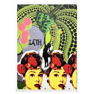 DEATH NYC - Audrey Hepburn com abóbora - assinada, certificado (coa), edição limitada, datada, 32 x 45 cm,#deathnyc #giclée