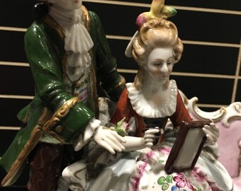 イタリア　カポディモンテ 　19世紀の貴婦人 イタリア カポディモンテ 19世紀の貴婦人 - メルカリ