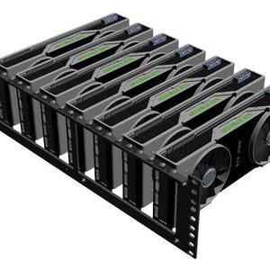 Op de afbeelding: Een in een rack gemonteerde reeks van zes grafische kaarten, elk voorzien van dubbele zwarte koelventilatoren, een grijze behuizing en groene GeForce RTX-branding. De kaarten zijn bevestigd in een zwart metalen frame met zichtbare stroomaansluitingen.
