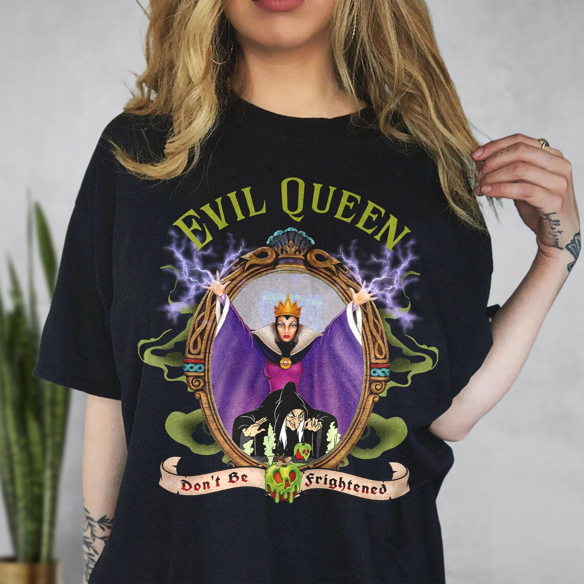 Retro 90s Villain Queen Shirt, Don't Be Frightened Portrait T-Shirt, Villain Evil Women Halloween Shirt, Fall 2024 Trip, Evil Birthday Gift