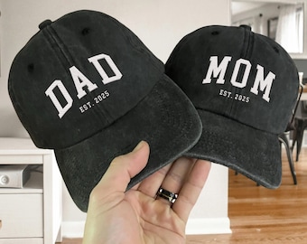 Personalized Mom Dad Embroidered Hat, Customized New Mom Dad Baseball Hat, Gift For New Dad Mom, Pregnancy Announcement Cap