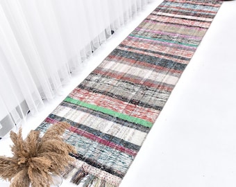 Alfombra de pasillo vintage de 2x10, alfombra de pasillo vintage trenzada de 2x10, alfombra de trapo Kilim hecha a mano, alfombras de 2x10, alfombra de pasillo rosa y verde, alfombra de pasillo turca de 2x10, años 60
