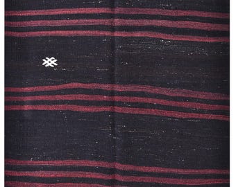 Handgeweven jute kelimtapijt 4 x 6: zwart en rood gestreept Turks tapijt