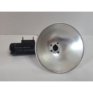 Vintage ARGUS Camera Flash Photography Lighting Bulb Reflector Mount UNTESTED