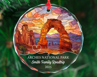 Personalized Arches National Park Ornament 2025 – Family Road Trip Gift, Utah Delicate Arch Keepsake