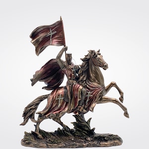 Crusader Knight Statue. Medieval Knight Figurine.
