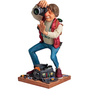 Funny Photographer Figurine - Camera Man Statue - Photo Studio Decor - Gift for Photographer - Photographer Desk Accessory