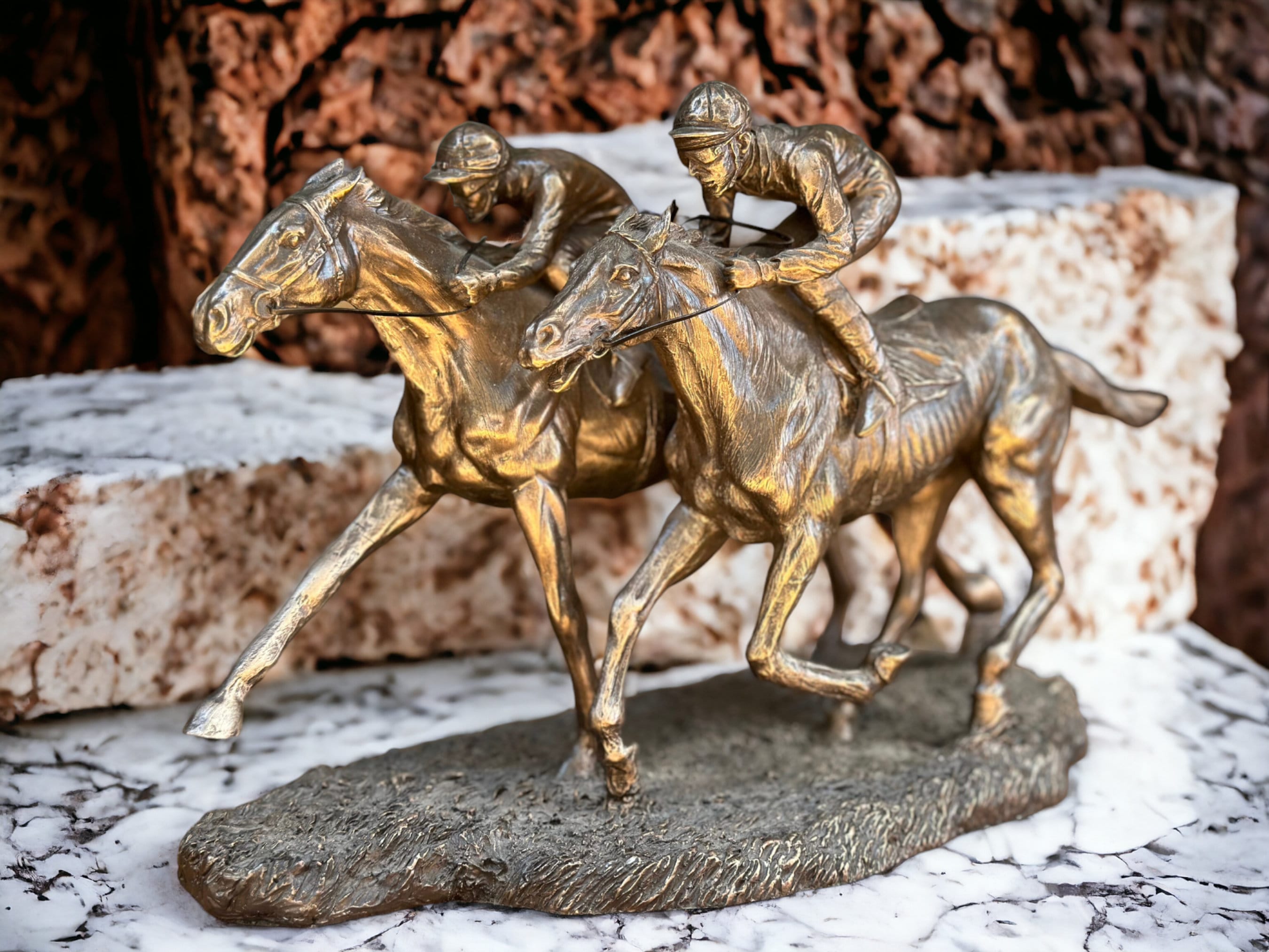 ブロンズ競馬像、騎手彫刻アート、馬好きの方への乗馬ホーム
