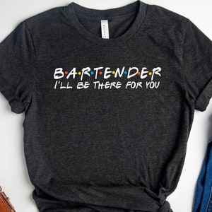Barman T-shirt, barman vrienden shirt, grappig Bartending cadeau, Barista shirt, barmaid T-shirt, barmen tshirt, cocktail maker