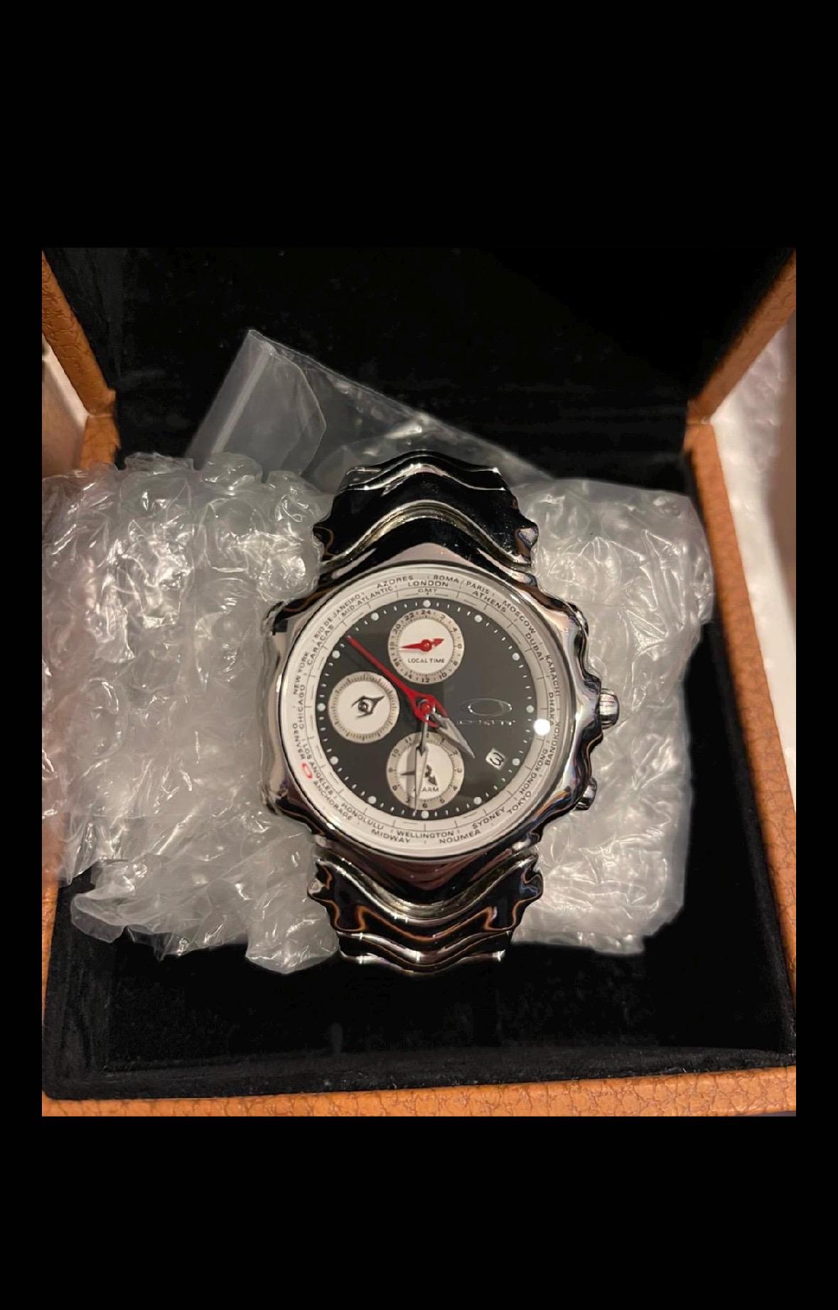 Oakley GMT Silver Link Saw Frame Wristwatch Stainless Steel