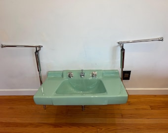 Lavabo vintage American Standard Gracelyn con patas cromadas y toallero / Verde jade Ming