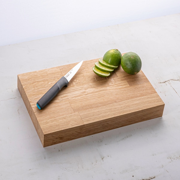 Wooden Solid Oak Chopping Boards | 30 x 20 x 2.7cm | Thick Easy Clean Sustainable Cutting Block Premium Reversible Hardwood Serving Platters