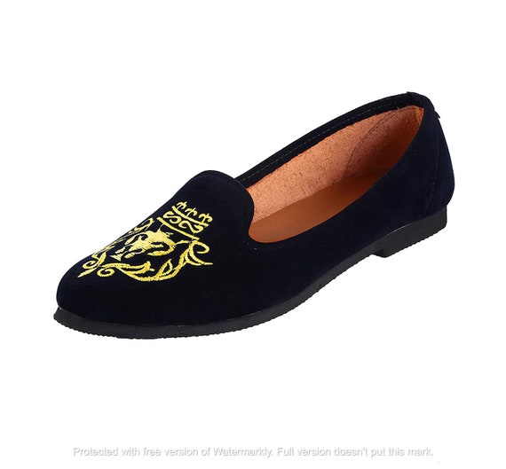 handmade Men Velvet Wedding Loafers – Embroidered Slip-On Formal Shoes for Groom and Festive boho Events, Comfortable Ethnic Party Footwear.