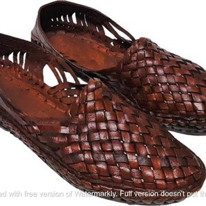 Step in Style Mens Leather Woven Mules, Kolhapuri Shoes-Casual Handmade Slippers Dark Brown Flats with Criss-Cross Design for Unique Comfort