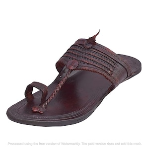 mens Kolhapuri Sandals Genuine Leather T-Strap Jesus Sandals-Handmade Traditional Hippie Footwear, Authentic Indian Shoes for Men Made India
