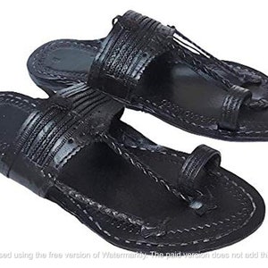 Explore Authenticity: Handmade Black Kolhapuri Chappal for Men,Ethnic Indian Flip Flops, Traditional Mojaris,Stylish Sandals in 100% Leather