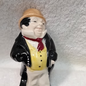 Captain Cuttle Charles Dickens Royal Doulton figurine