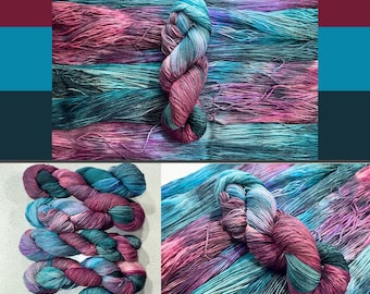 Nebula - handgefärbtes Garn - Sockenwolle, Fingering - Stärke 1 - Nadelstärke 1-2, Haken D3 - weinrot grün aqua pink Sprenkel