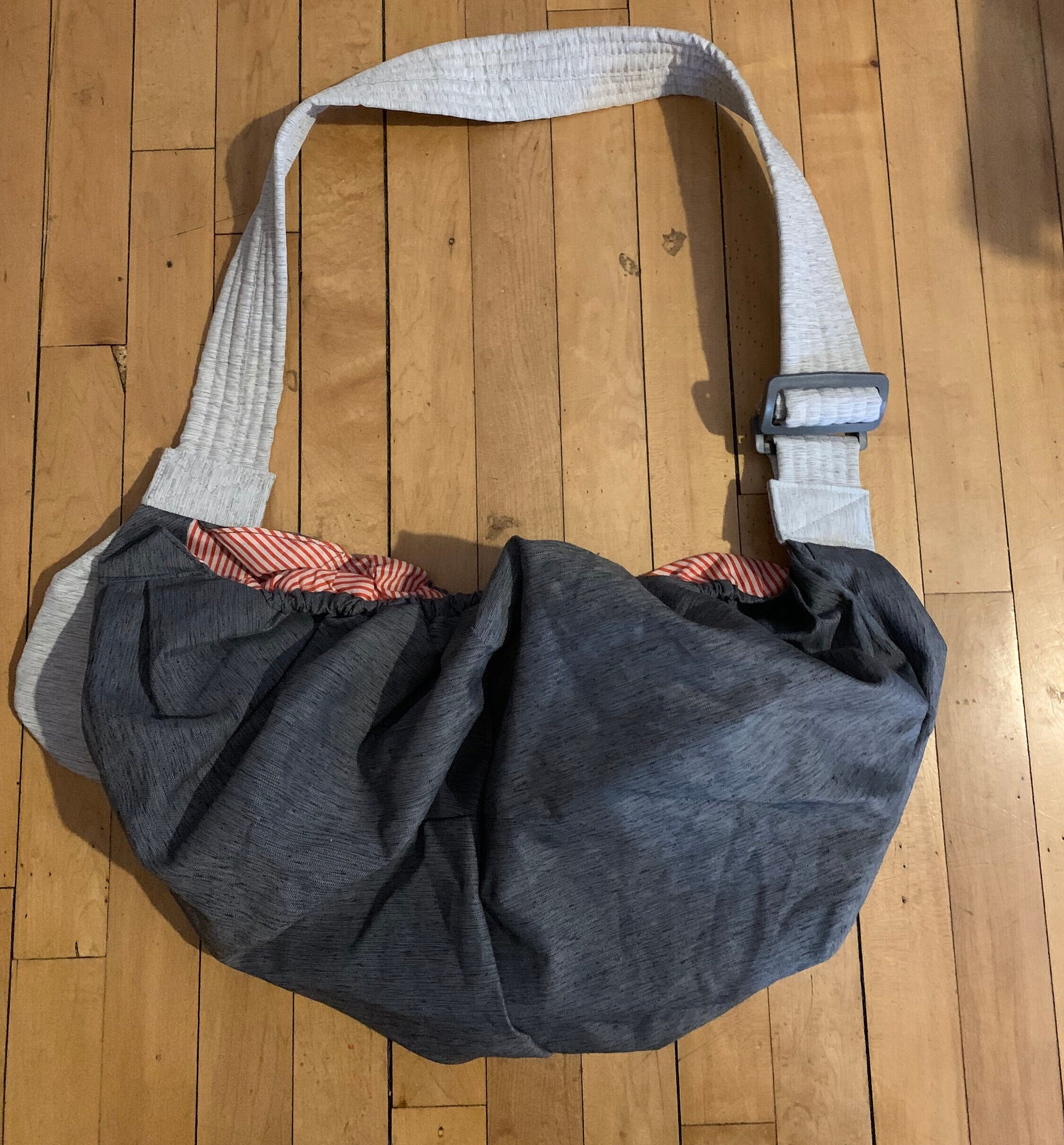 Top Paw Brand Carrier Sling for Small Dogs Adjustable Strap Chihuahua