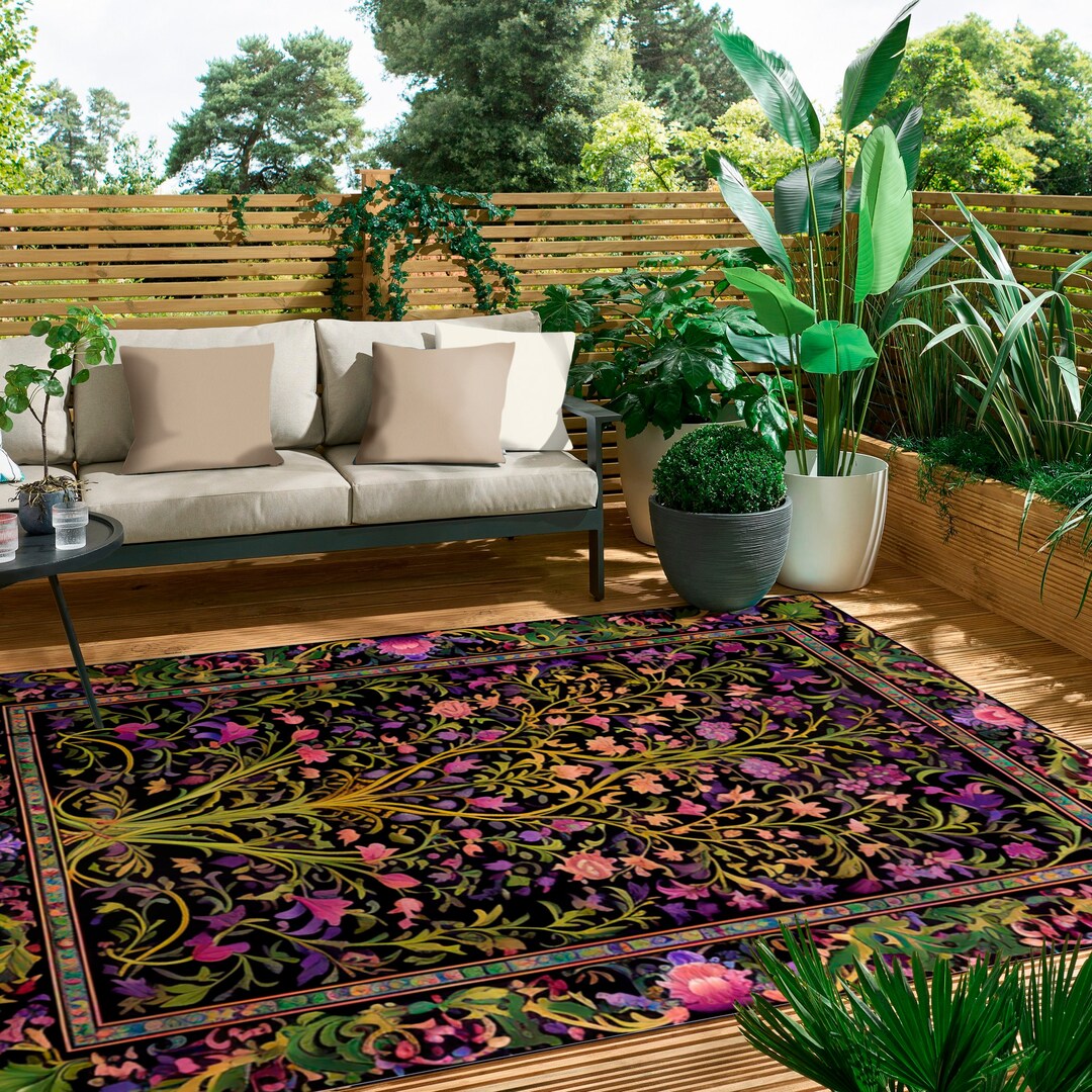 Vintage Floral Rug for Indoors and Outdoors Elegant Floor Decor for