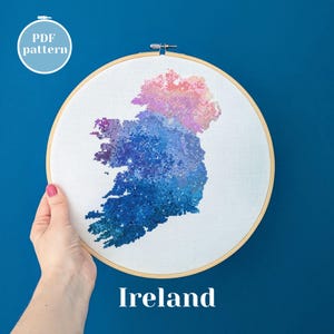 Kreuzstichmuster von Irland Landkarte. UK Country Silhouette zum Sticken. PDF xStich Vorlage für eine moderne Wand mit einzigartigem Design