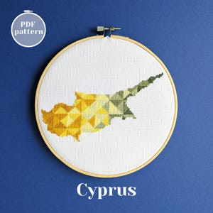 Kruissteekpatroon Cyprus-kaart met minimalistisch ontwerp. Moderne borduurtutorial om direct te downloaden. Milieuvriendelijk cadeau voor geliefde
