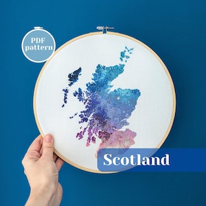 Patrón de punto de cruz con el mapa de Escocia. Silueta de país del Reino Unido para bordar. Gráfico en PDF para decoración de pared moderna con un diseño único.