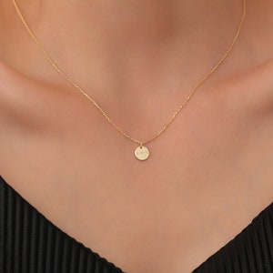 14K Gold personalisierte Halskette, Gold Halskette, kundenspezifische Datum Halskette, gravierte Halskette Anhänger, Weihnachtsgeschenk für sie, Geschenk für Frau