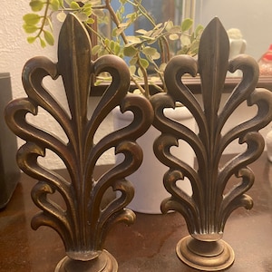 Palm acanthus leaf curtain rod ends