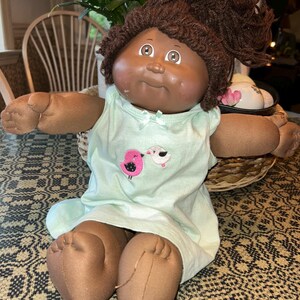 1982 Vintage African American Cabbage Patch doll with Brunette yarn hair
