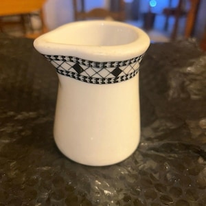 Shenango China Restaurant Ware Single Serve Syrup/Creamer New Castle PA. Vintage