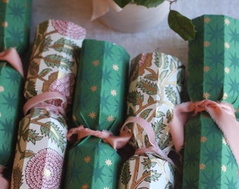 Luxury Christmas crackers-British crackers-holiday crackers-handmade luxury crackers-made to order holiday crackers-Christmas crackers-