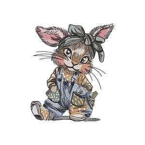 Peut inclure: Broderie d'un lapin de dessin animé portant une salopette en jean bleu, une chemise jaune et un nœud vert. Le lapin a de longues oreilles et une expression douce. Le motif est sur fond blanc.