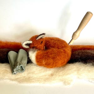 Make Your Own Needle Felted Wool Fox Kit; Craft Kit; Needle Felting; Unique Gift; Felting; Fiber Arts