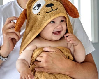 Personalizable organic hooded towel with cute animal motifs – Cuddly soft & sustainable – Lovingly embroidered with name. Birth gift