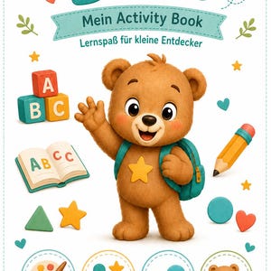Puede incluir: Una portada de libro de actividades titulada BOBO Mein Activity Book Lernspaß für kleine Entdecker con un oso de dibujos animados marrón con una mochila azul verdoso y una estrella amarilla en el pecho. Incluye ilustraciones de bloques del alfabeto, un libro abierto, un lápiz, formas y cuatro iconos circulares etiquetados como Farben, Formen, Zahlen y Spiele.