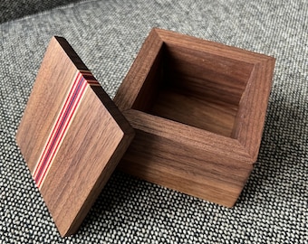 Walnut Box | Jewelry Box | Ring Box | Keepsake Box | Snuff Box