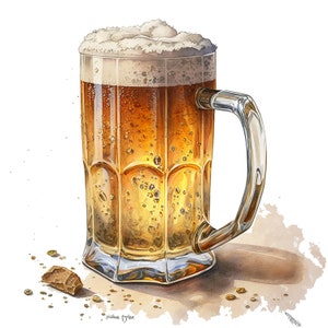 Pu&ograve; includere: Una boccale di vetro riempita di birra ambrata chiara con una spessa schiuma bianca. Il boccale ha un manico e si trova su una superficie marrone chiaro.