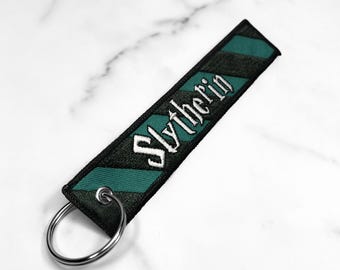 HP Snake House Green Remove Before Flight Style Key Chain 5.5" x 1"
